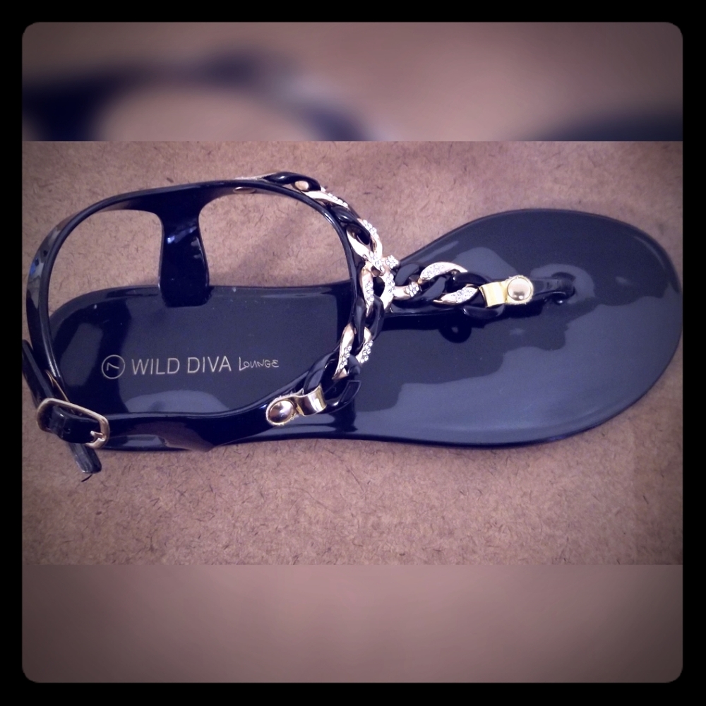 Wild Diva Lounge Chain Sandals